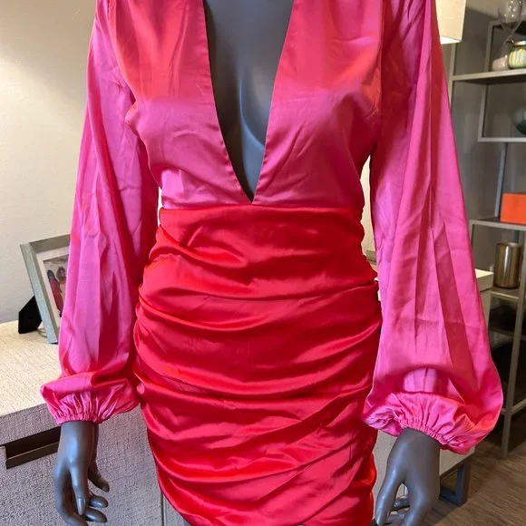 Superdown Cheyanne Deep V Dress Colorblock Dress - Picture 4 of 6